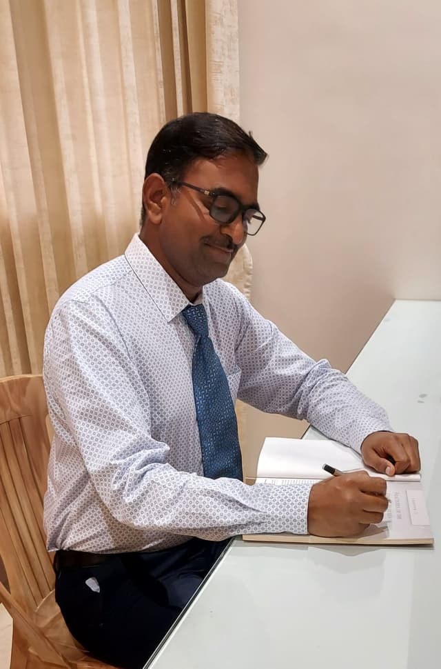 Dr. Dr. Halesh Bevinamarad
